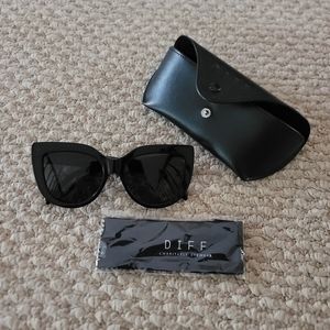 Diff Margot Sunglasses